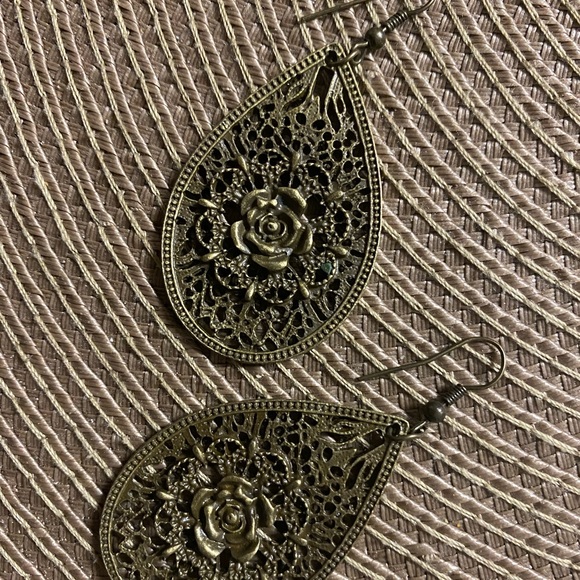 Vintage earrings - Picture 2 of 2